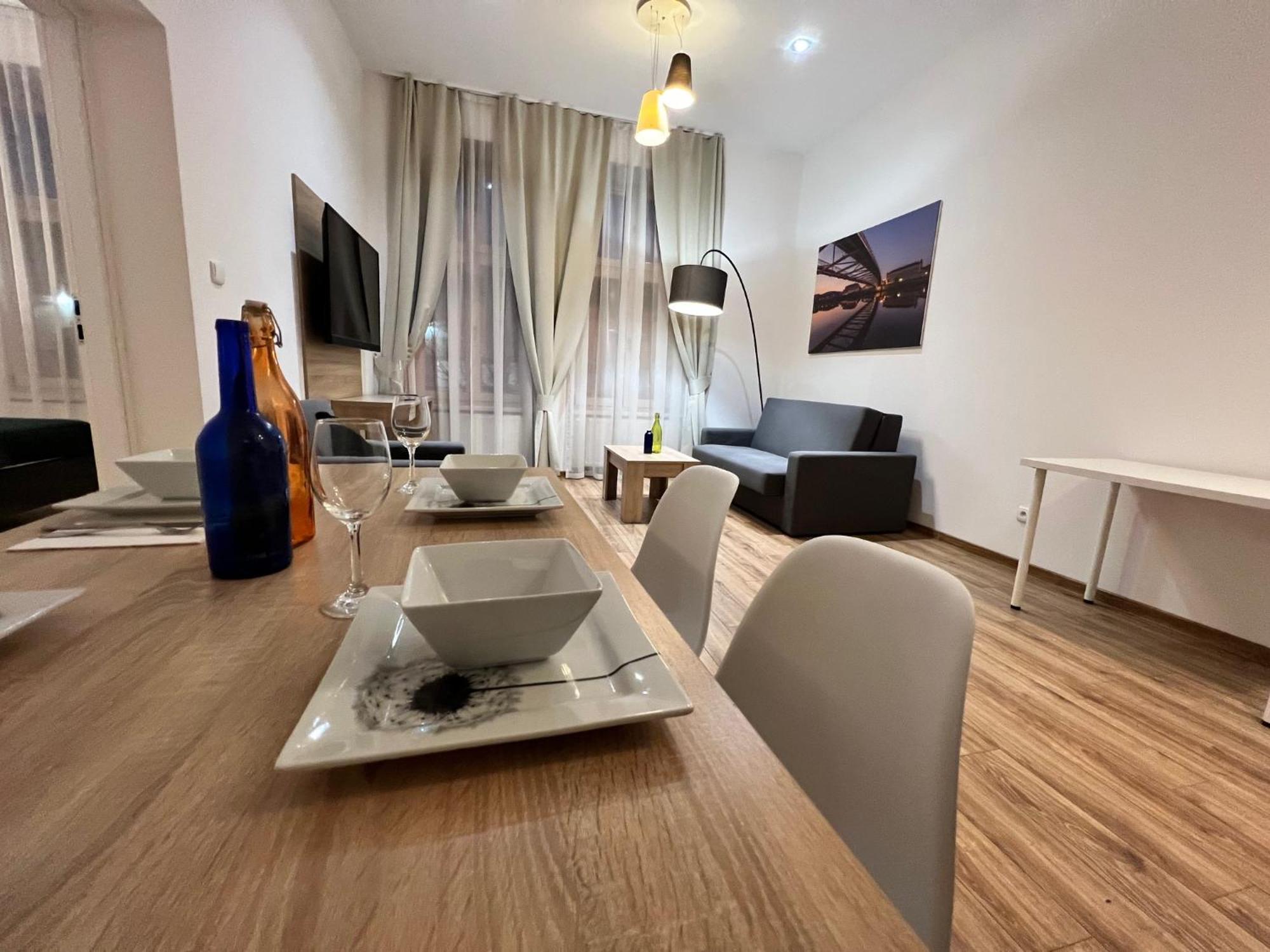P&J Apartments Lubicz Krakov Exteriér fotografie